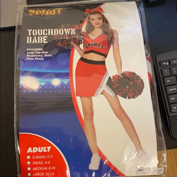 SPIRIT HALLOWEEN TOUCHDOWN BABE COSTUME